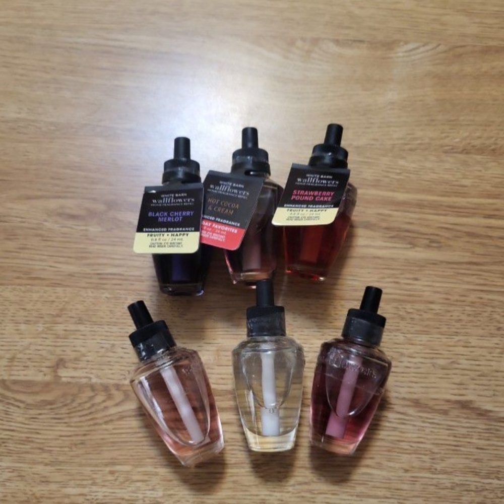 Bath and Body works wallflowers